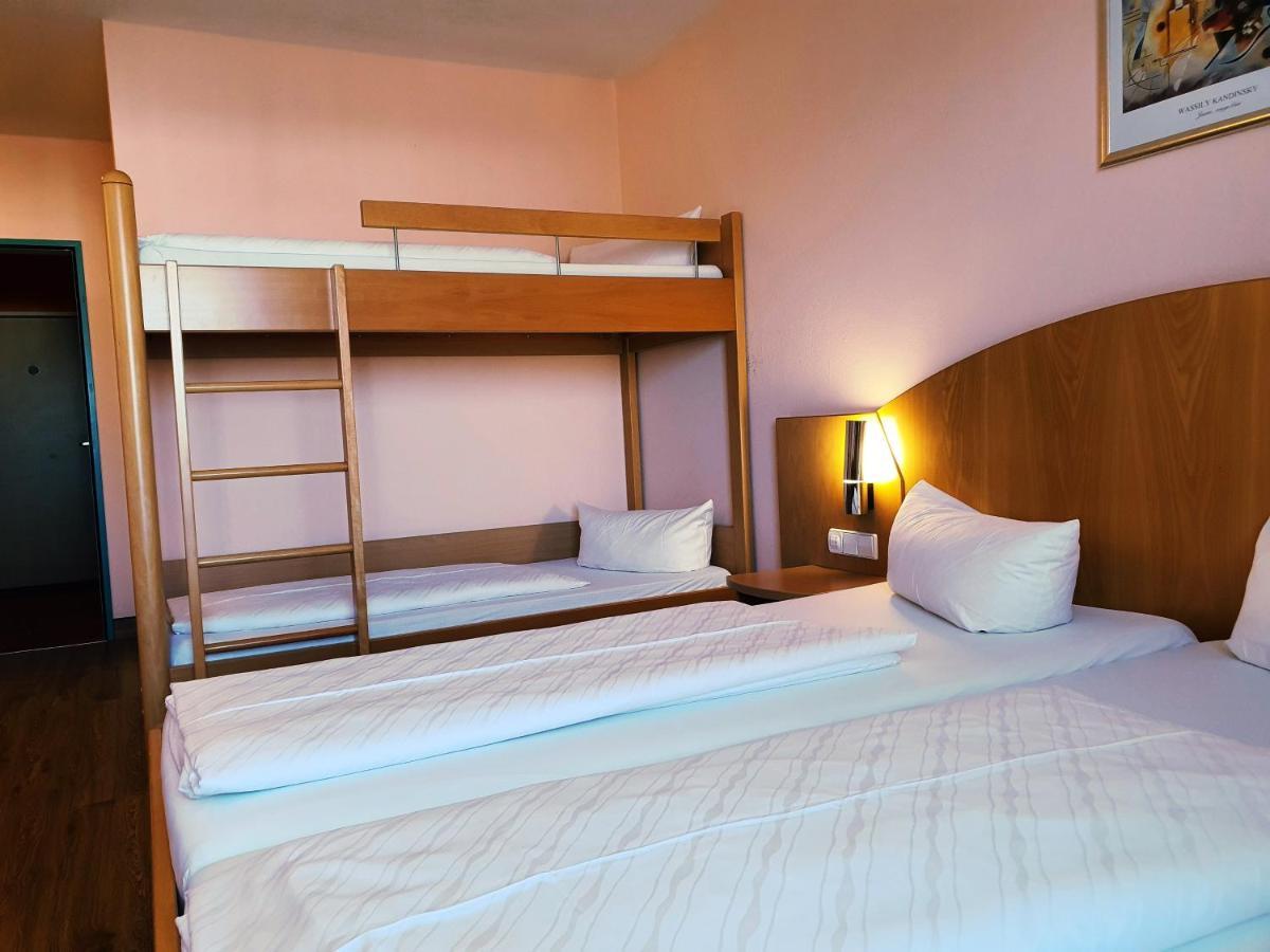 Hotel Sunparc - Shuttle Zum Europa-Park Rust 4Km & Rulantica 2Km Ringsheim Exterior foto